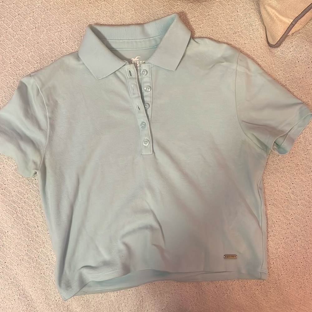 Love this blue cropped polo!